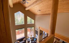 Morrisey Chalet At Sun Peaks