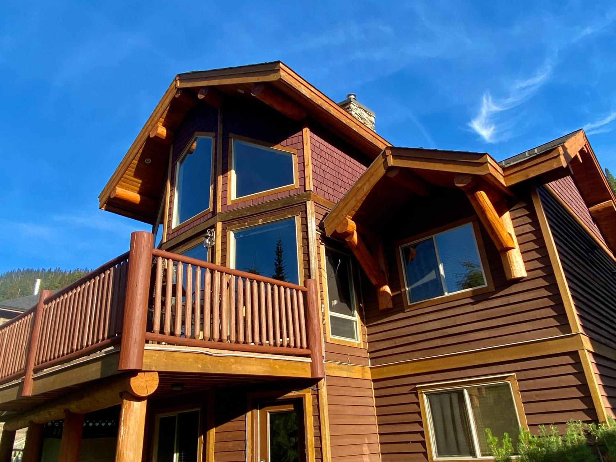 Morrisey Chalet At Sun Peaks Exterior photo